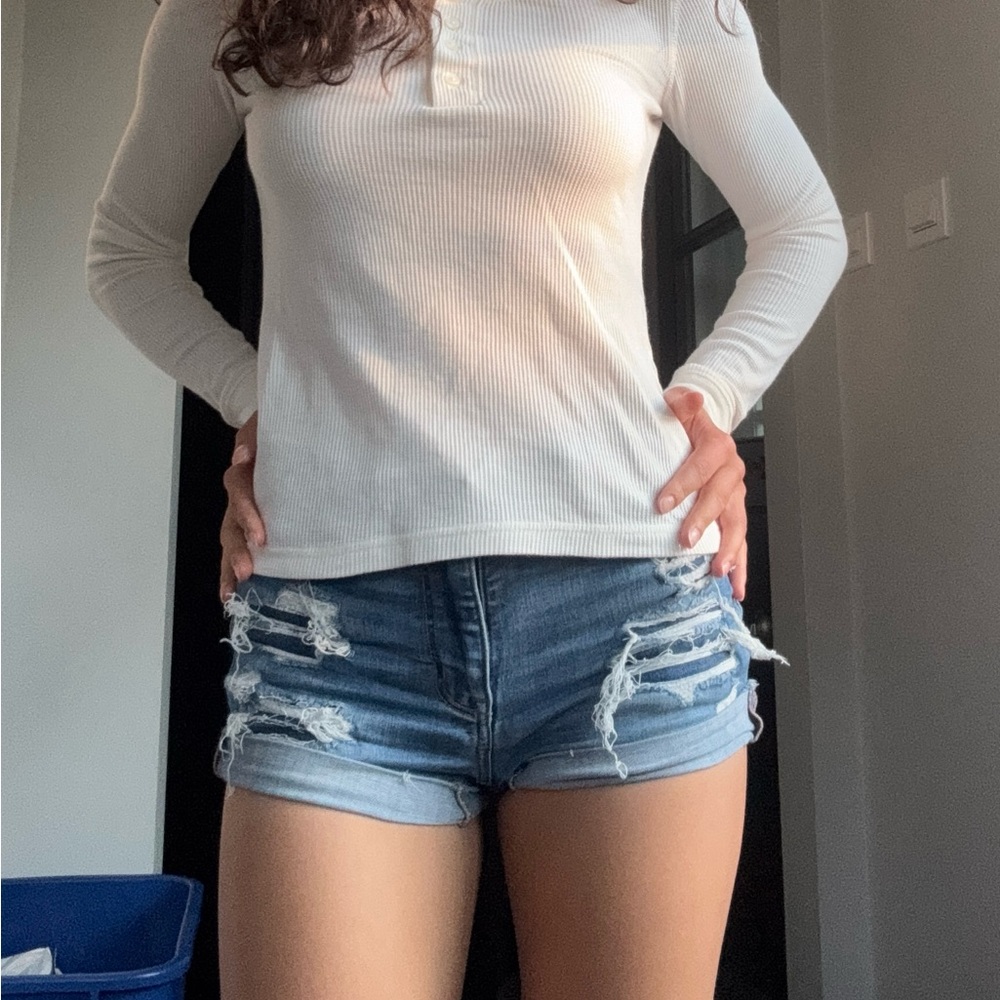 Levi's White Button Down Ribbed Shirt
